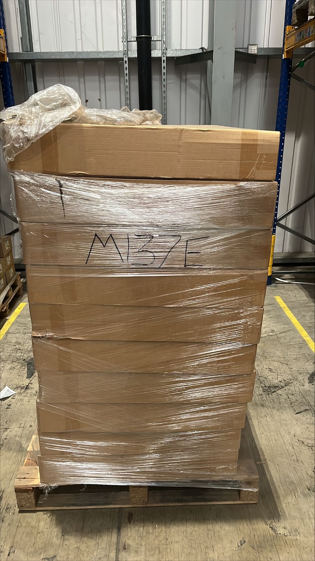 1 X PALLET WITH SNEEZE SCREEN 1150 X 900 X 600MM RRP£1900 - Image 4 of 4