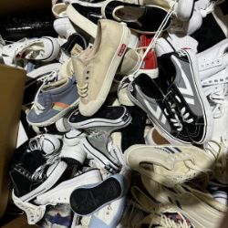 PALLETS OF STOCK FROM £2 - SITE CLOSING DOWN SALE -  MASSIVE PROFIT OPPORTUNITY FOR RESELLERS- DELIVERY AVAILABLE! Ends Thurs  11th DEC 11.30am