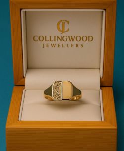 MENS SIGNET RING SIZE V 4.39GM