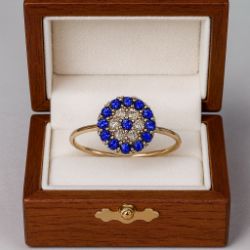 18CT YELLOW GOLD RING CUBIC ZIRCONIA.SIZE O. INSURANCE VALUE CERTIFICATED £699