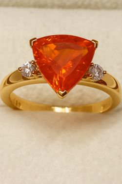 18CT YELLOW GOLD HEART SHAPE FIRE OPAL & DIAMONDS/ SIZE O