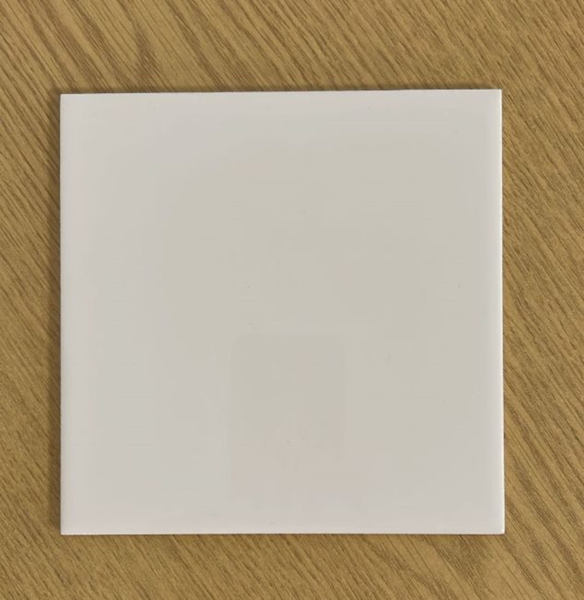 84 BXS PILKINGTON'S DIAMOND WHITE WALL TILES GLOSS FINISH 150X150MM (6X6")