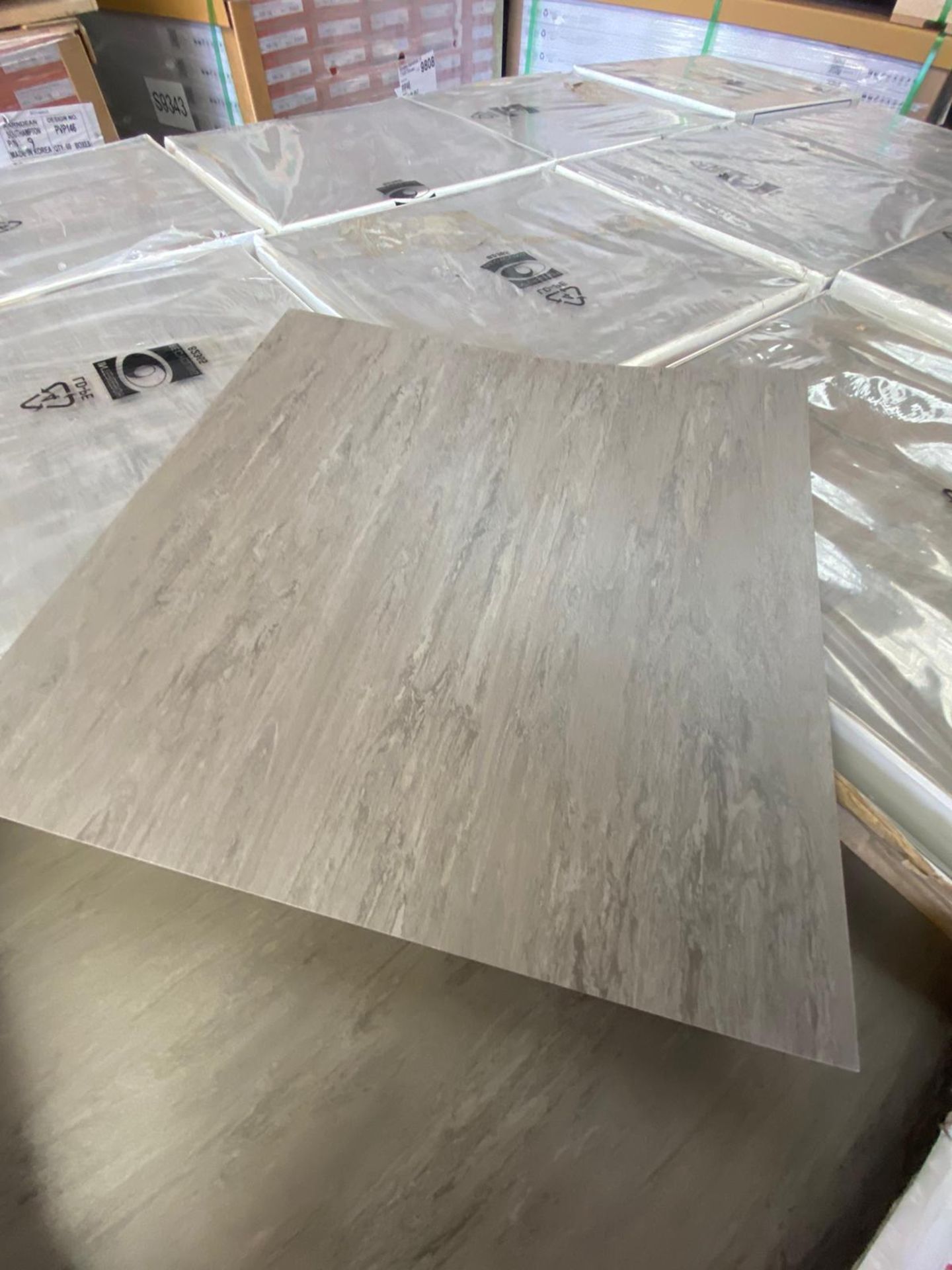 135 SQM GERFLOR MIPOLAM CLASSIC 300X300 TILE COMMERCIAL GRADE FLOORING - Image 2 of 4