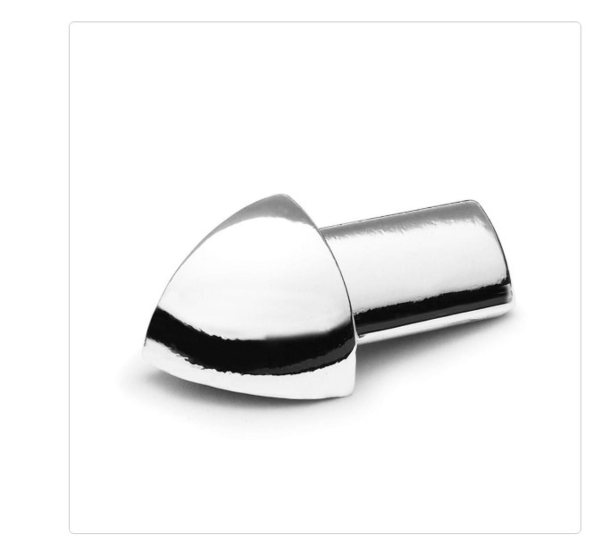 711 PIECES OF 10MM METAL CNR SILV. - 3 WAY