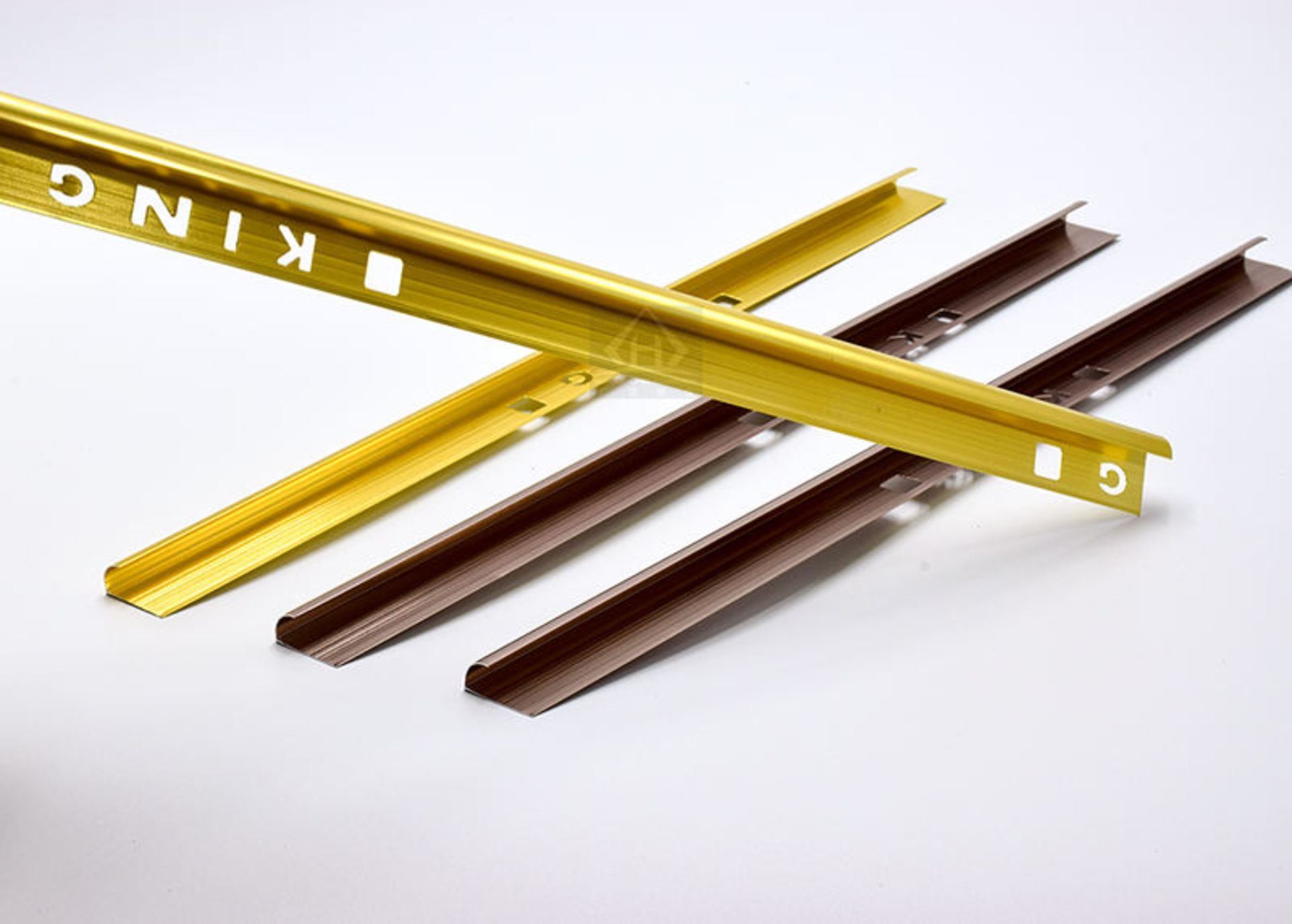 500 X ECONOMY SATIN TRIM 6MM LENGTH 2.44M - Image 2 of 2