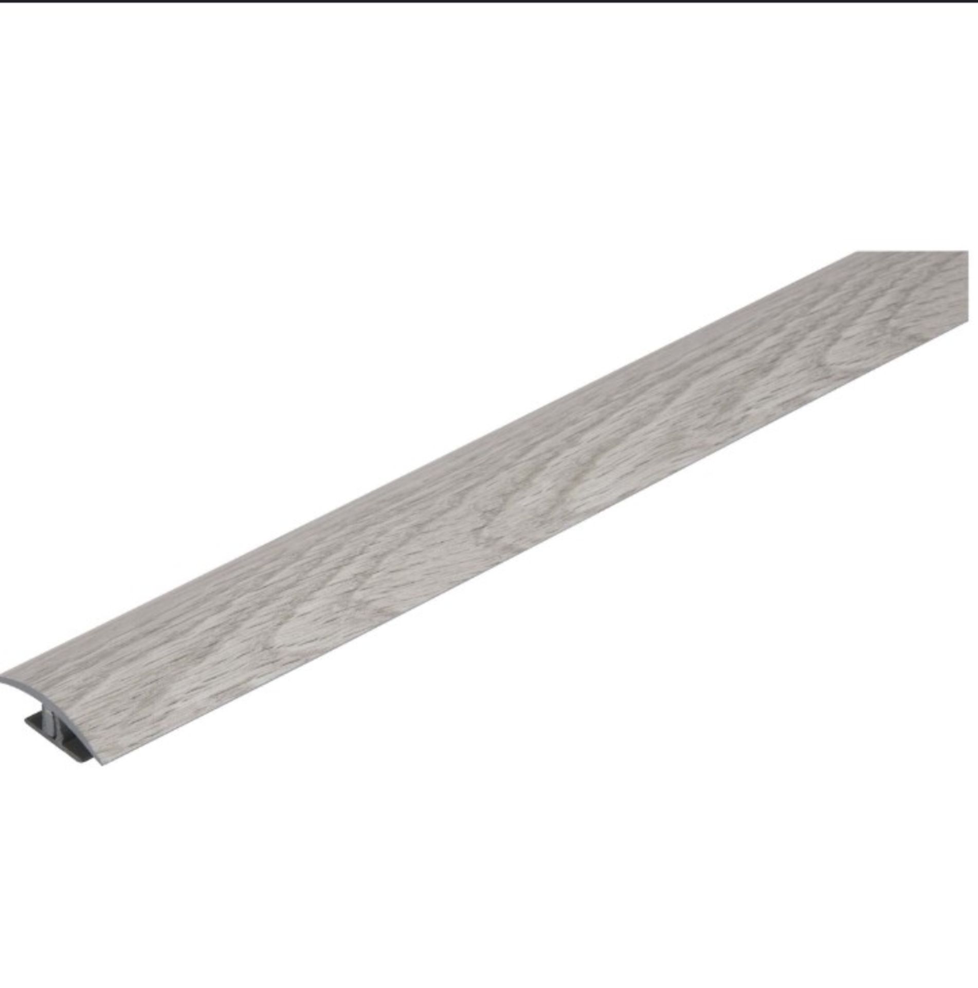 200 PIECES OF 50MM STOWE OAK VARIABLE HEIGHT THRESHOLD - LENGTH 0.9M