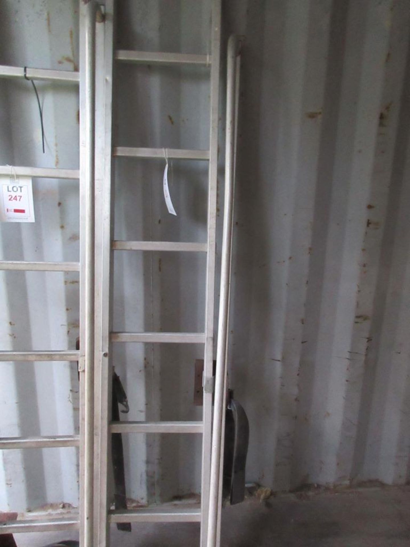 Youngman aluminium vehicle access ladder, 6 tread