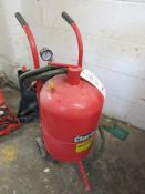 Clarke mobile 10 gallon sand blaster, model XH-SB10