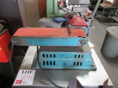 Naerok 4" horizontal band facer, bench mounted