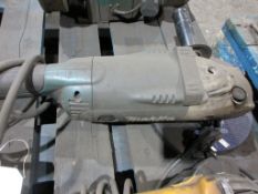 Makita 230mm angle grinder, 240v