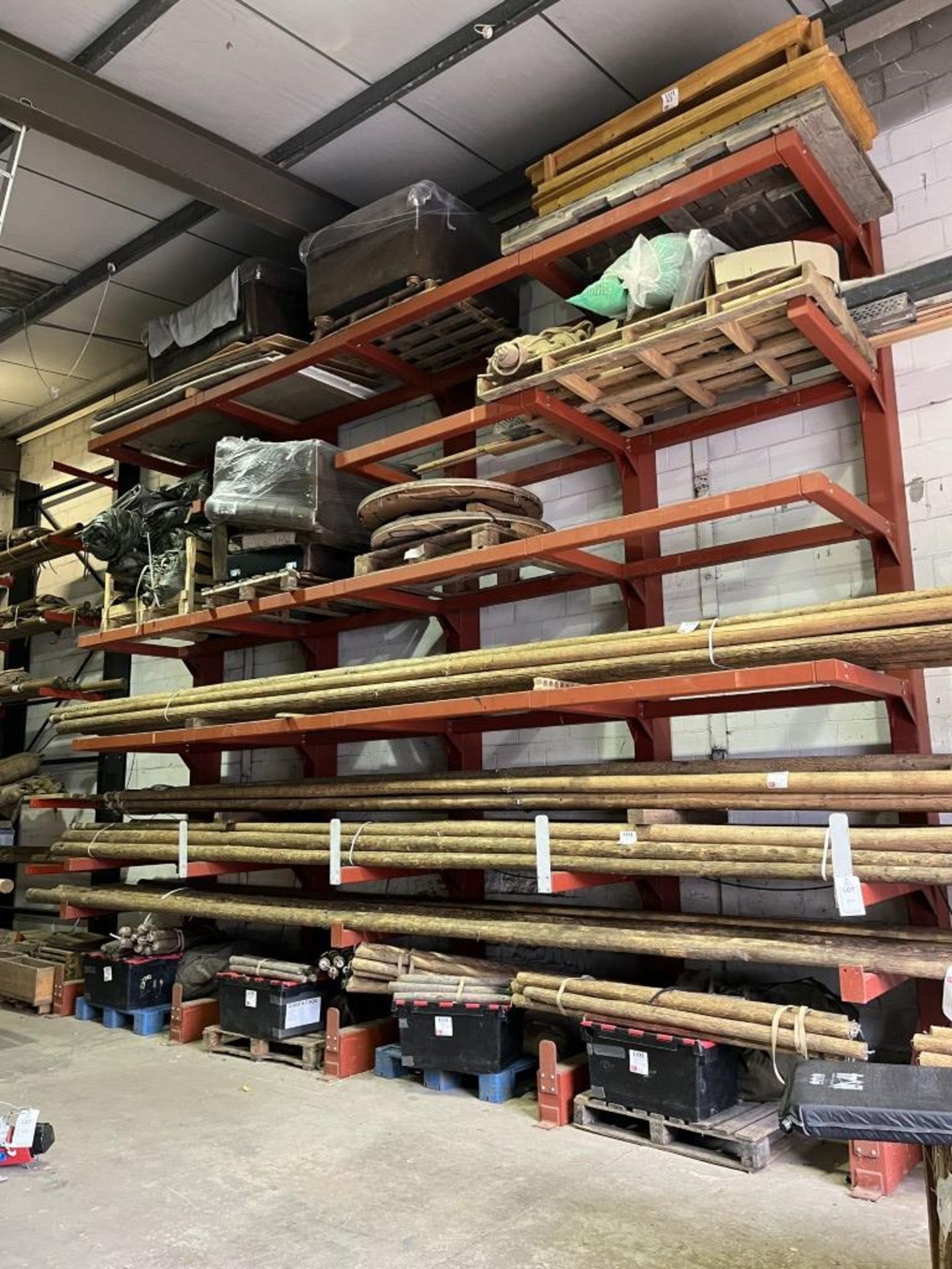 4th Depth Racking 4 Bays (1 rack) of heavy duty single sided cantilever racking. Approx ...