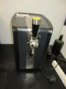 Phillips Perfect draft pouring machine