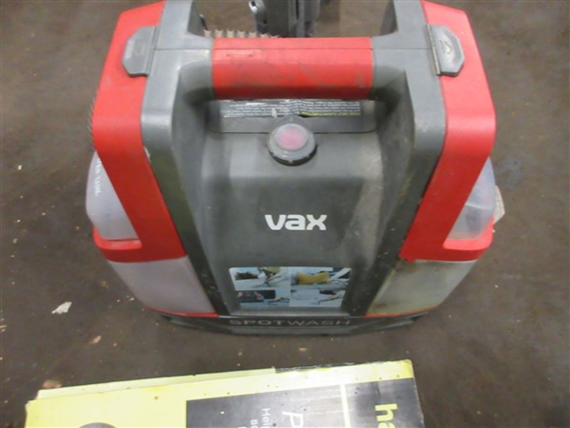 Vax Spot Wash wet & dry vacuum cleaner with Halfords car polisher - Image 2 of 3