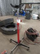 Yankee 0.5T transmission jack LOLER: This lot has no record of Thorough Examination. The purchaser