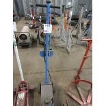 SGS 22 ton pneumatic trolley jack, model TJH22 LOLER: This lot has no record of Thorough
