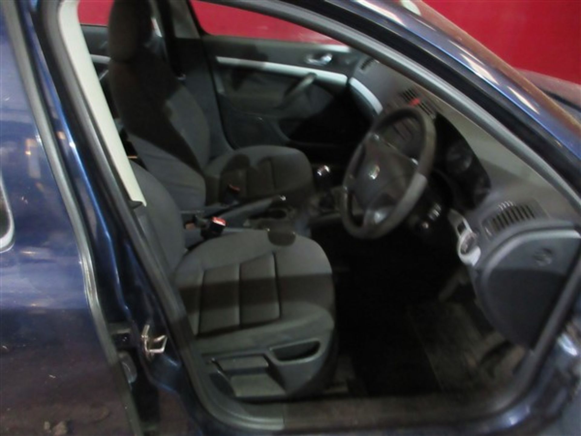 Skoda Octavia TDI 5 seat estate Reg: LN54 RYX Mileage: 165,119 - Image 8 of 11