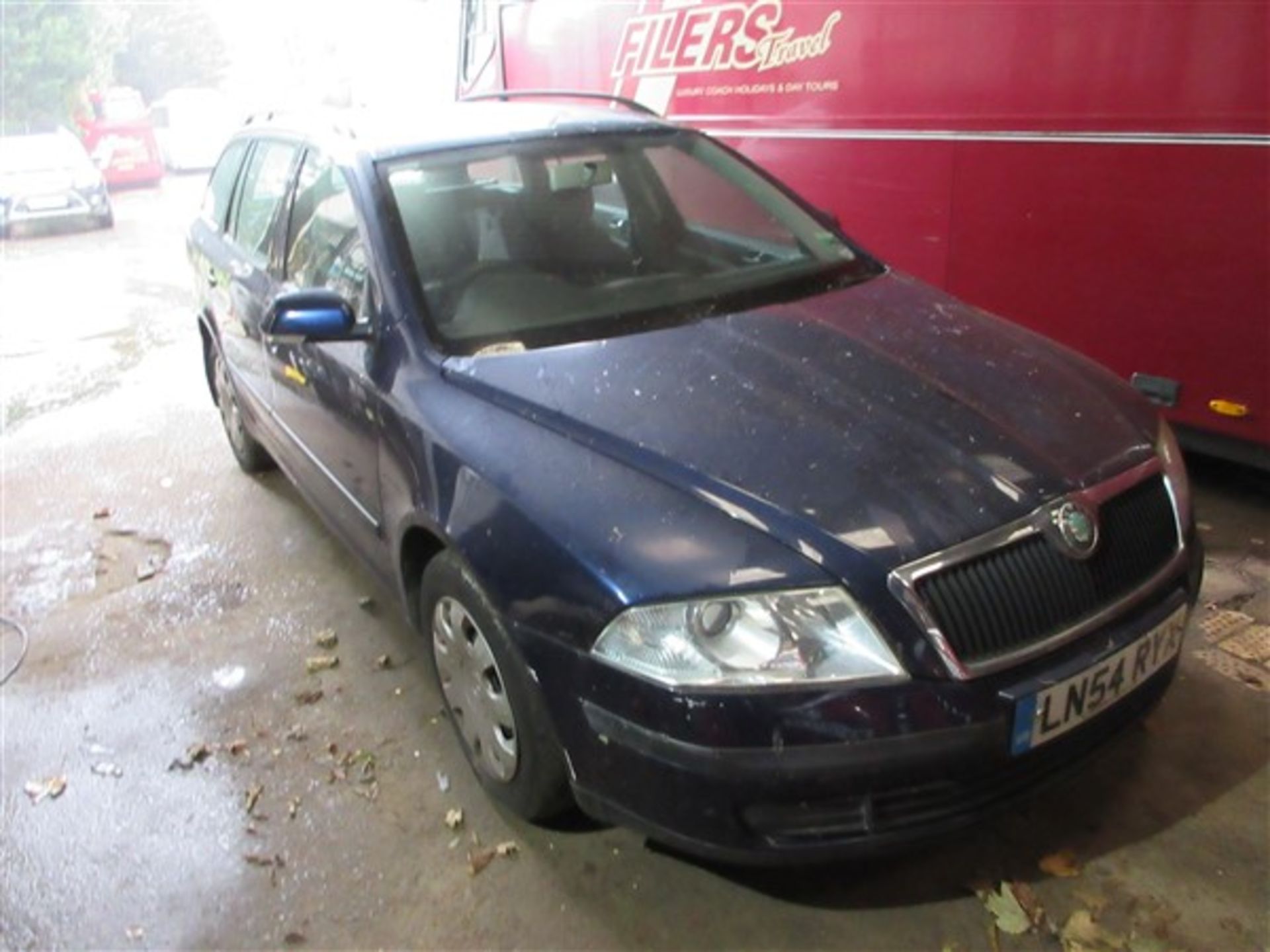 Skoda Octavia TDI 5 seat estate Reg: LN54 RYX Mileage: 165,119 - Image 2 of 11