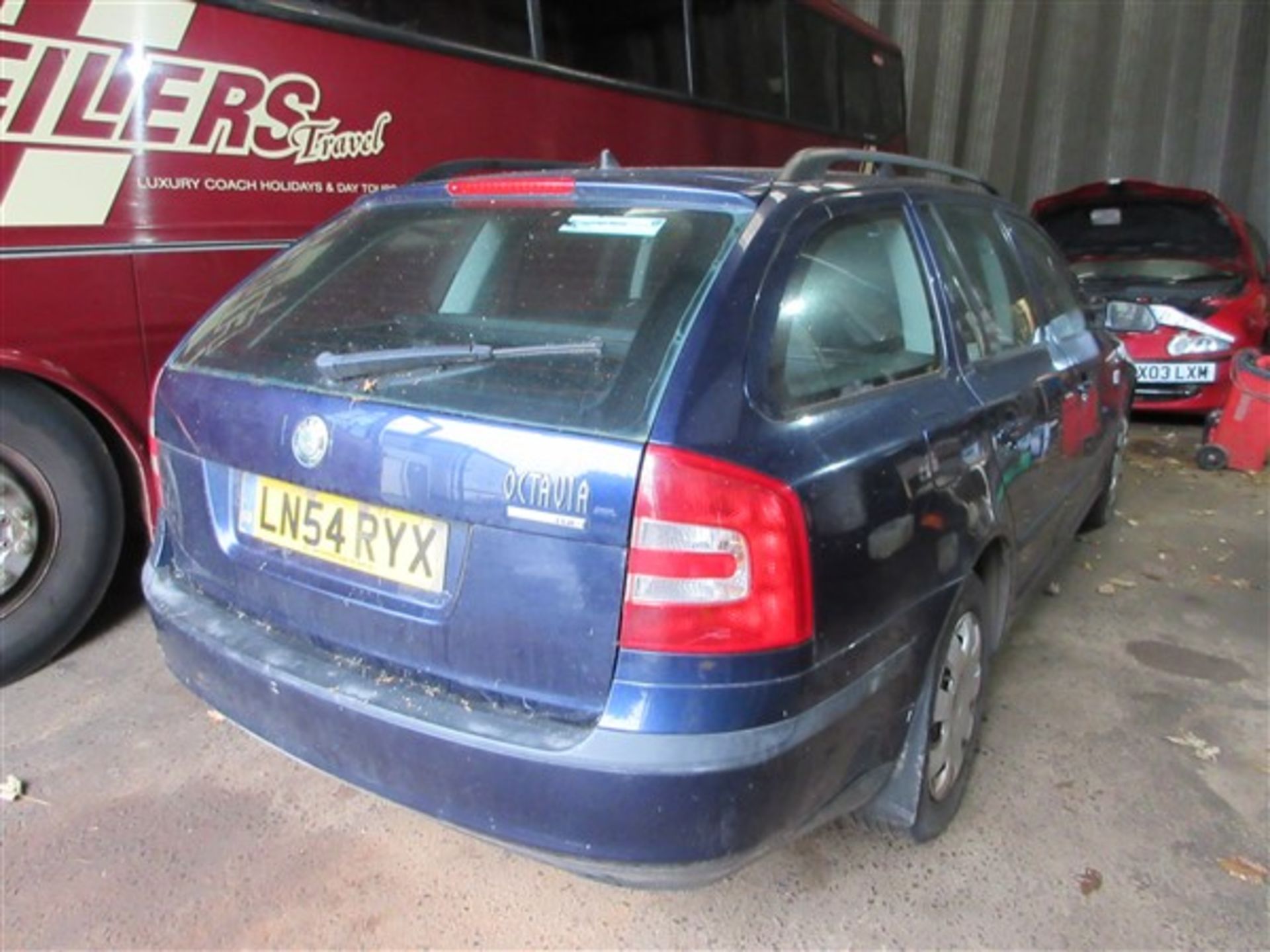 Skoda Octavia TDI 5 seat estate Reg: LN54 RYX Mileage: 165,119 - Image 3 of 11