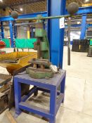 Norton 7T pedestal mounted hand screw fly press, no. 4303 Please Note this lot is located at Unit 2,