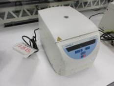 VWR Micro Star 17 microcentrifuge, serial no. 41667687 (2014)