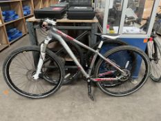 BOARDMAN PRO Mountain Bicycle - Aluminium Frame (size S)