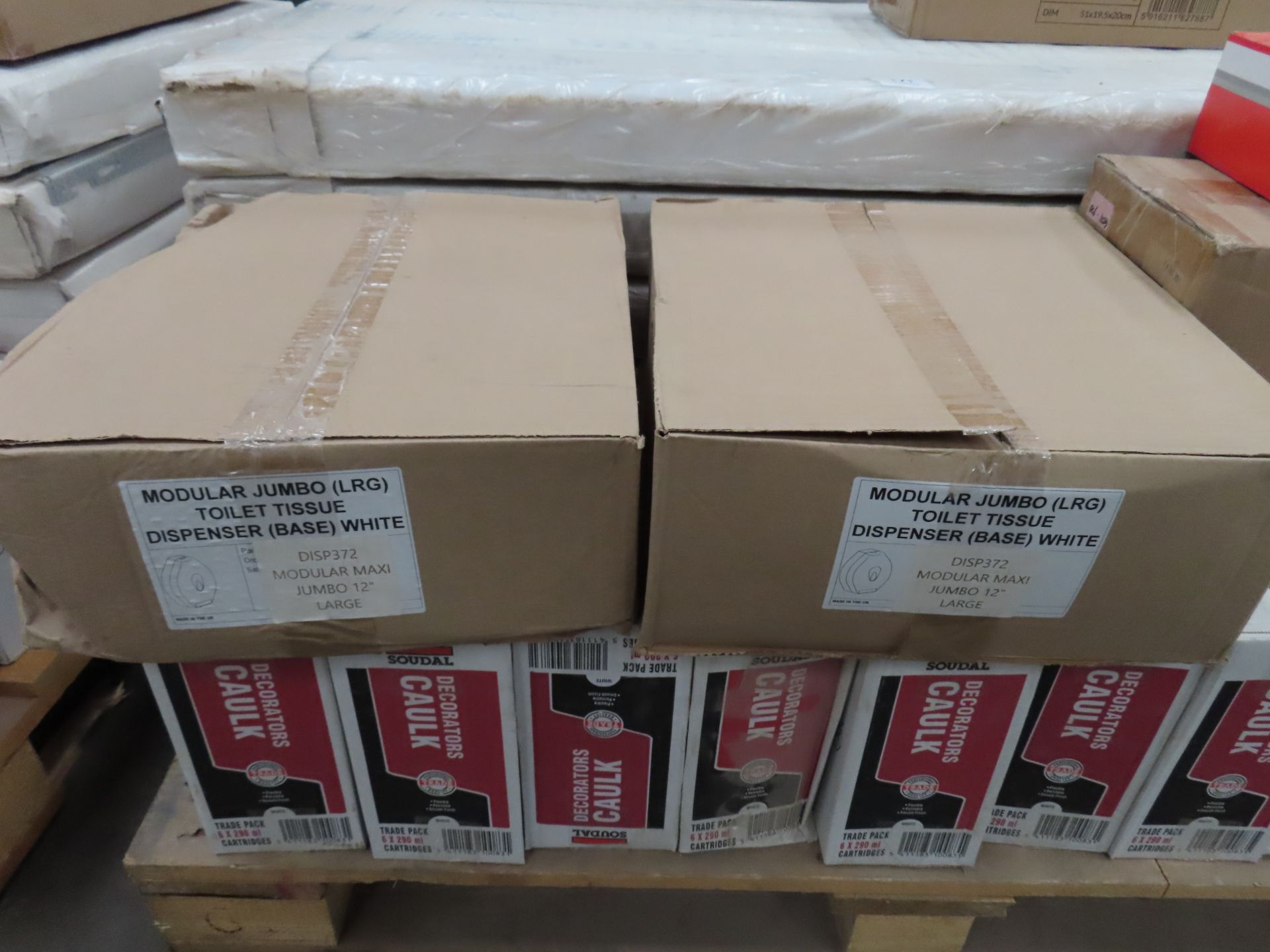 A Pallet to include miscellaneous contents. - Image 8 of 10