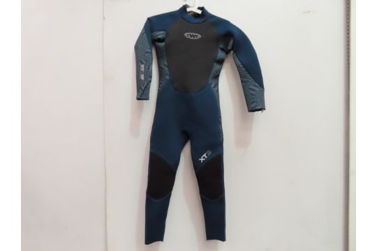 2 x TWF XT3 Kids Wetsuits - size K11 - Image 6 of 9