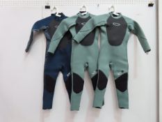 3 x TWF XT3 Kids Wetsuits - size K08