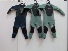 3 x TWF XT3 Kids Wetsuits - size K04