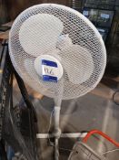 Bullfinch super glow 1200HL gas heater 240v floor standing fan and 2 plastic trestles