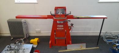 Framers Corner & Charnwood mitre guillotine. Model: SMM, s/n: 3227