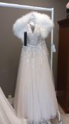 Louise Bentley Cowslip Wedding Dress Size 18 With Clorice Feather Stole (located at 28 St. John’s