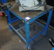 Steel Fabricated Engineers Workbench (Approx. 900 x 700), with Record 183c Chain Vice