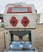 Shot blast cabinet
