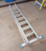 Aluminium triple extending ladders