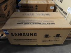 2x AIR CONDITIONING UNITS