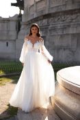Elly Lisa Wedding Dress, Size 44 / UK 16, Colour Ivory, Advised RRP £1,766 (Ex-Display, Viewing