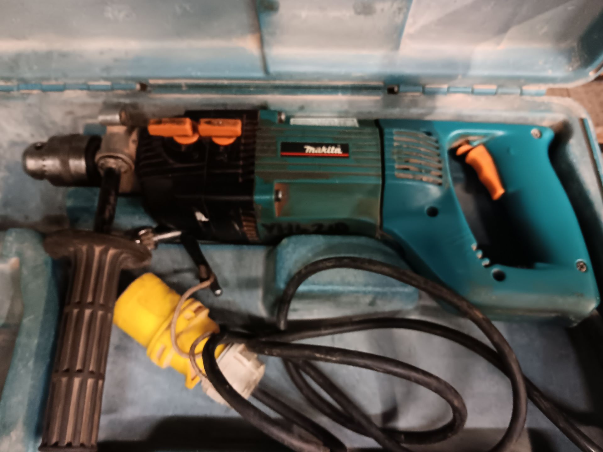 Makita 8406C 110v hammer drill - Image 2 of 4