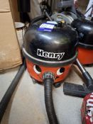 Numatic Henry HVR200 22 vacuum cleaner
