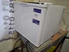 Russell Hobbs tabletop fridge