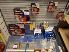 Qty Diamond blade cutting discs & qty tile cutting bits & chisels