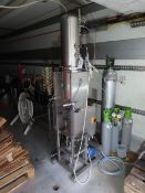 Moravek Type CW250 twin head bottler