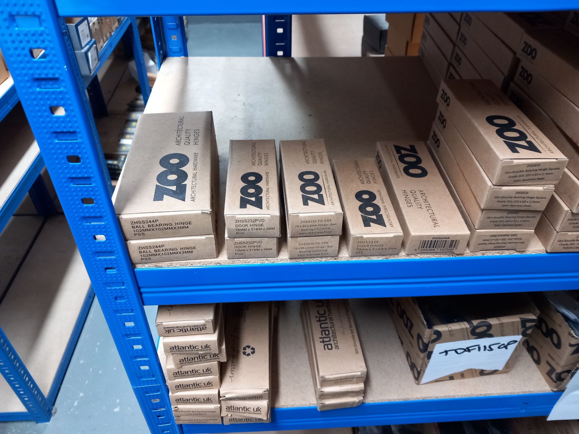 Assortment of hinges to include butt hinges in various sizes and finishes from Zoo hardware, - Image 9 of 10