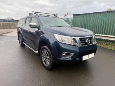 NISSAN NAVARA 2.3 DCI 190 4WD TEKNA CREW CAB PICK UP (68 REG) AUTO S/S 12 x SERVICE STAMPS !!!