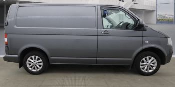 VOLKSWAGEN TRANSPORTER T28 HIGH-LINE 2.0 TDI (140) SWB PANEL VAN (15 REG) * AIR CONDITIONING !!