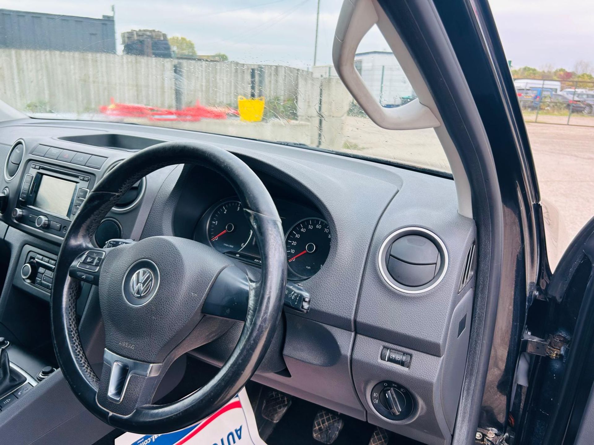 VOLKSWAGEN AMAROK A32 BITDI 163 HIGHLINE 4MOTION CREWCAB PICK-UP (12REG) *AUTO S/S * WELL SERVICED ! - Image 7 of 22