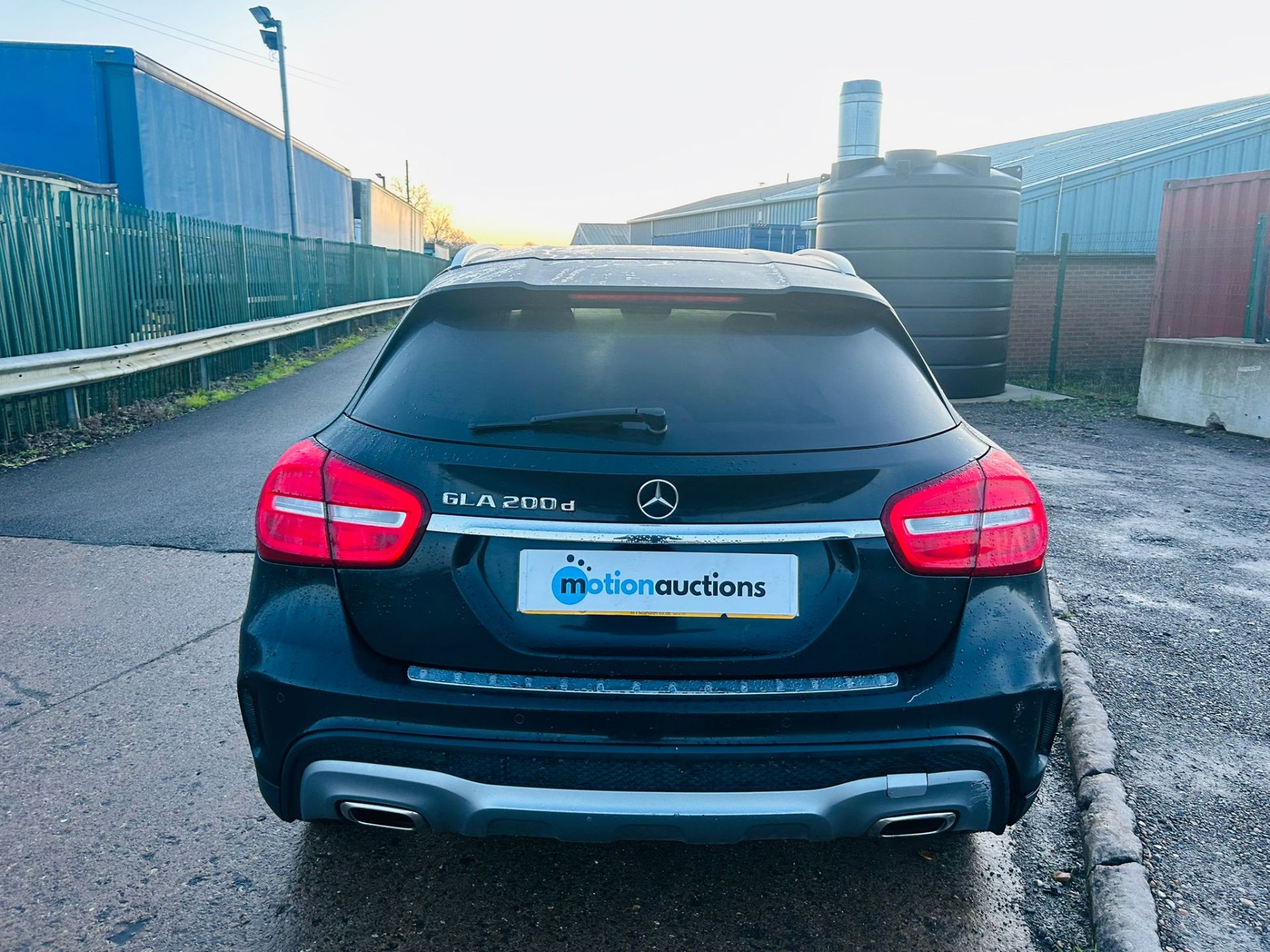 (ON SALE) MERCEDES BENZ GLA 200 D * AMG LINE PREMIUM 4M DCT * (65 REG) * AUTOMATIC * - Image 4 of 25