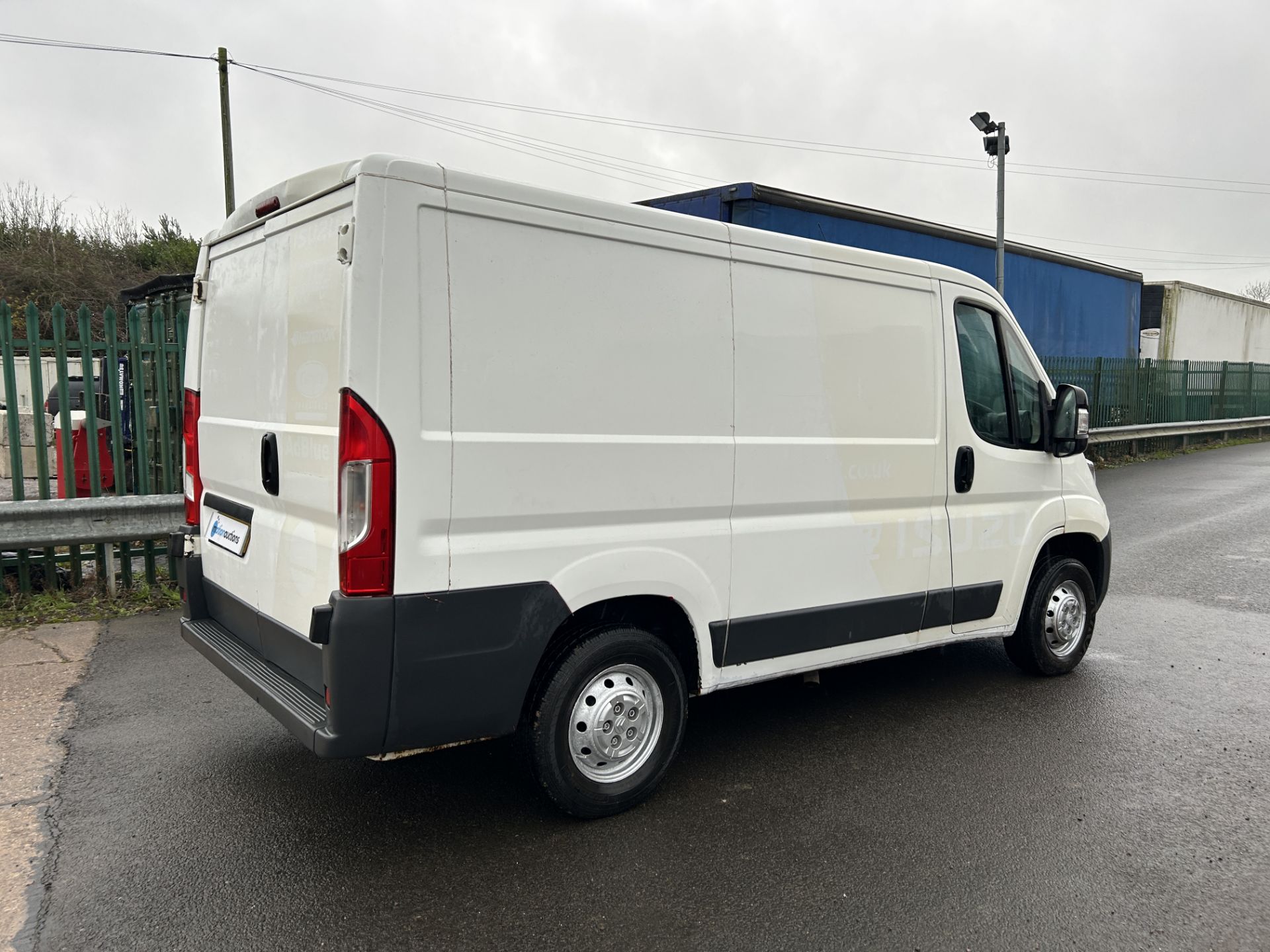 (ON SALE) CITROEN RELAY 30 2,2 HDI 110 (65 REG) PANEL VAN * 2 OWNERS FROM NEW !!! - Image 4 of 18