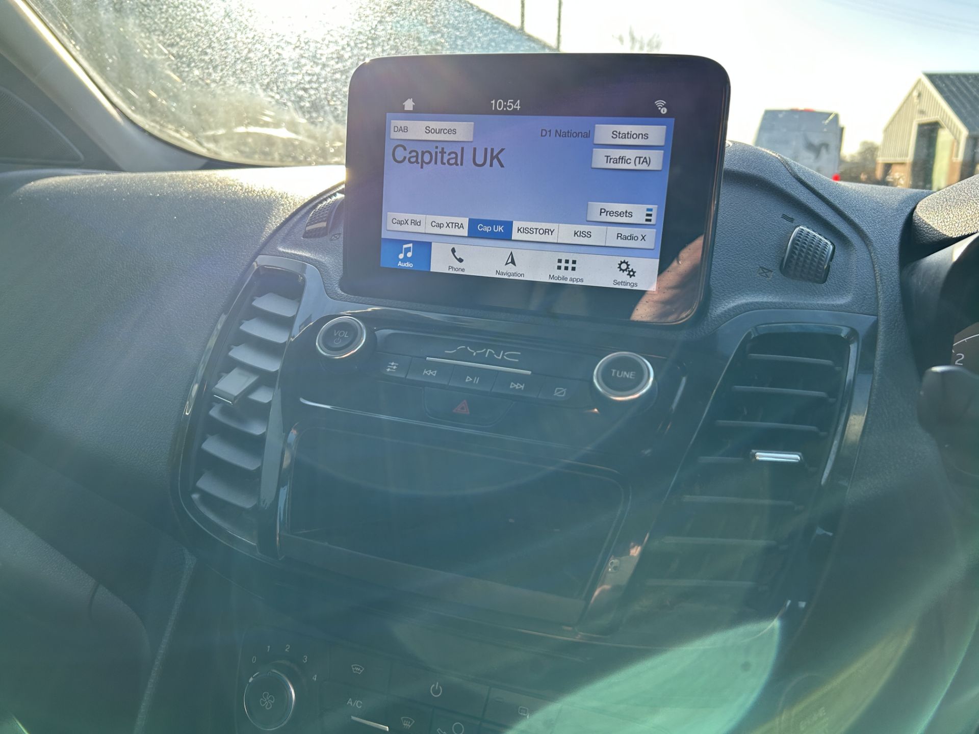 FORD TRANSIT CONNECT 1.5 TDCI 200 LIMITED EDITION * ECO BLUE * ( 19 REG ) EURO 6 * - Image 20 of 22