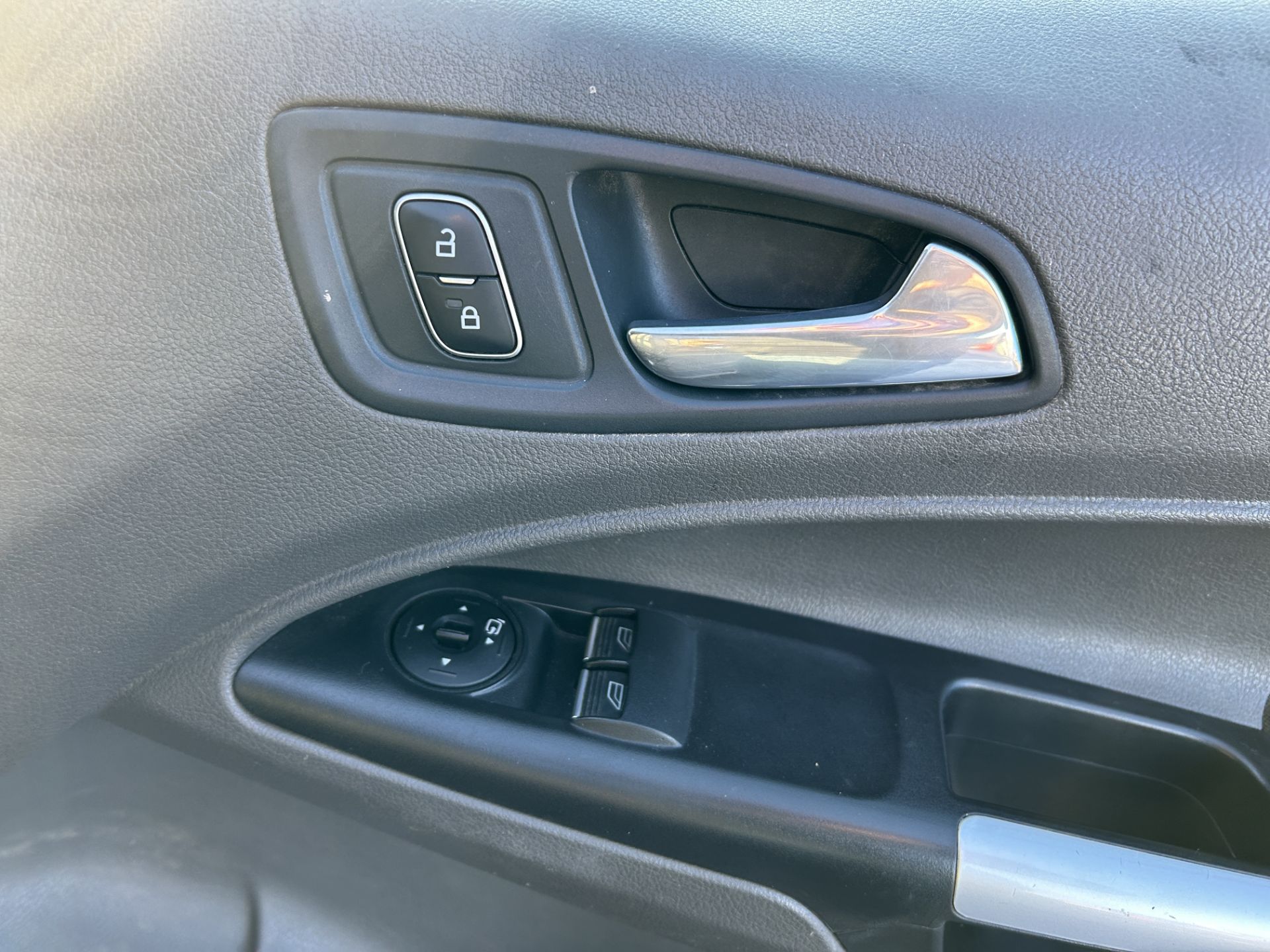 FORD TRANSIT CONNECT 1.5 TDCI 200 LIMITED EDITION * ECO BLUE * ( 19 REG ) EURO 6 * - Image 13 of 22